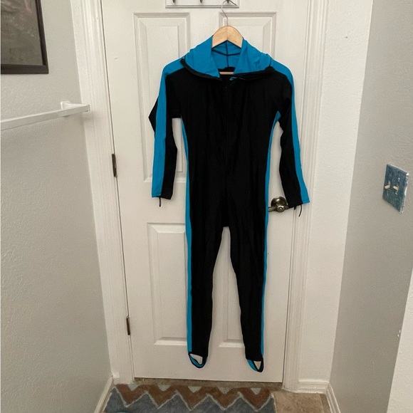 Other - Stretch Full Body Wet Suit with a Hoodie in Aqua Blue/Black in a size Me…